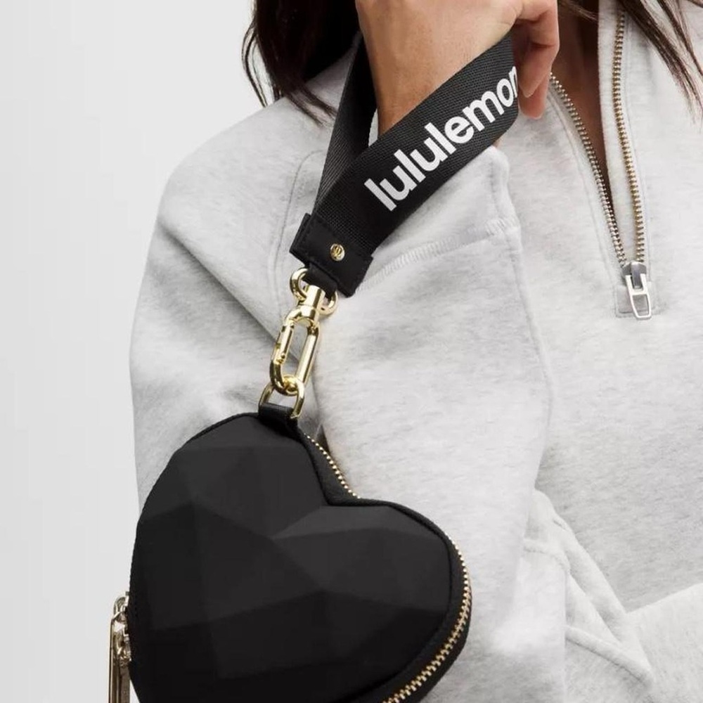 Lululemon Heart Wristlet- Black/Gold
